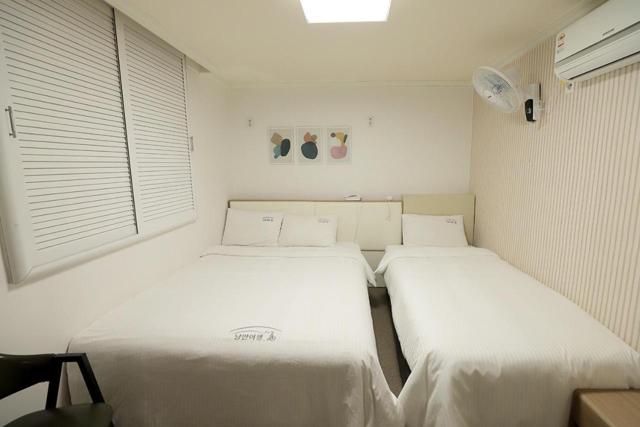 Stay Romantictrip_Hostel 경주 외부 사진